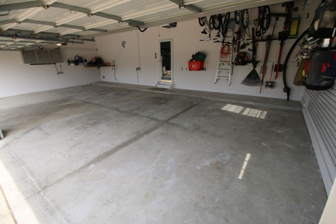 Dons Floor Before Garage Flooring LLC Epoxy