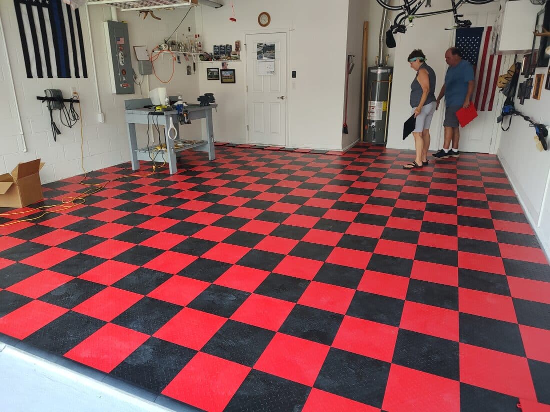 Checkerboard black and red TrueLock HDXT Diamond Tiles