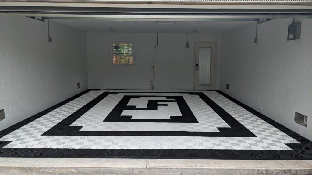 Jeffs Garage Floor Tiles